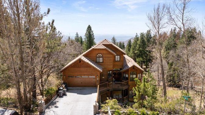 Attached, Exterior, Facade, Log Home