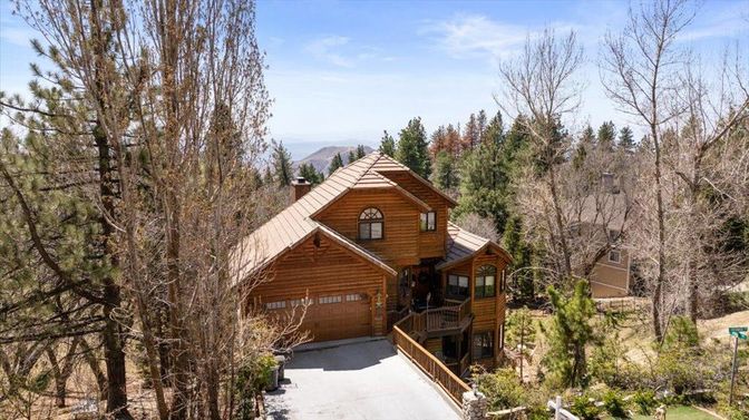 Attached, Exterior, Facade, Log Home