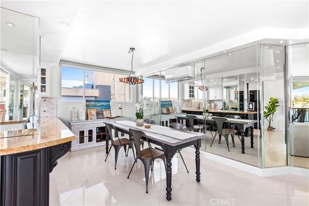 Chandelier, Dining room, Interior, Kitchen, Pendant Lights, Recessed Lighting