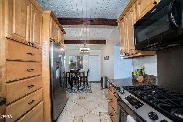 Dining room, Interior, Kitchen, Pendant Lights, Wooden Beams