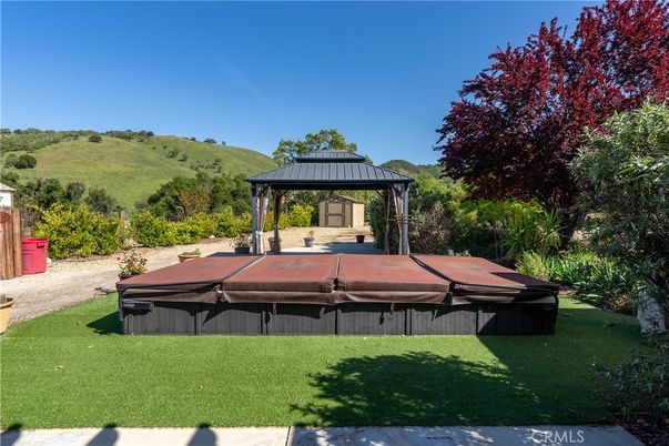 Backyard, Exterior, Hot Tub