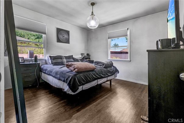 Bedroom, Interior, Pendant Lights, Wood Texture Flooring