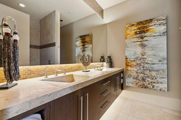 Bathroom, Dual Sink Vanities, Interior, Recessed Lighting