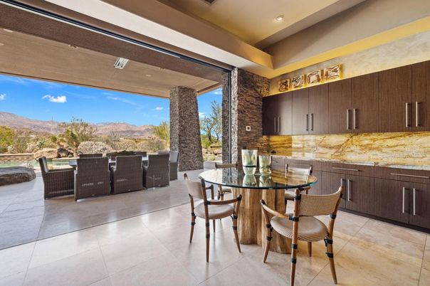 Dining room, Exterior, Interior, Recessed Lighting