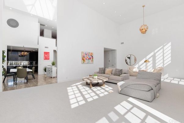 Chandelier, Dining room, Interior, Living room, Pendant Lights, Recessed Lighting