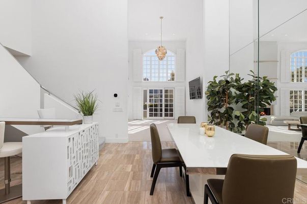 Chandelier, Dining room, Interior, Pendant Lights, Wood Texture Flooring