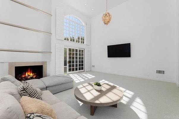 Fireplace, Interior, Living room, Pendant Lights