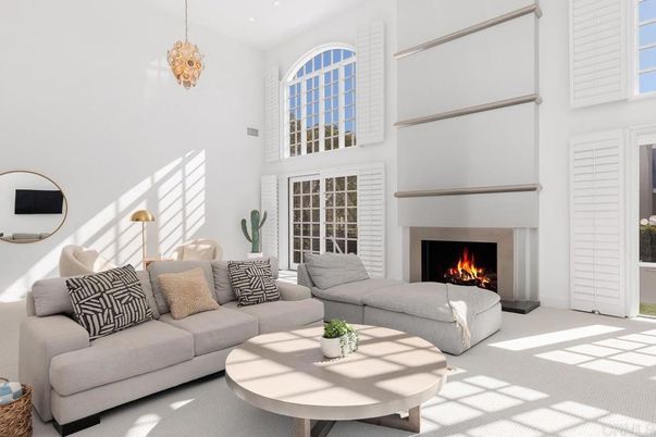 Fireplace, Interior, Living room, Pendant Lights