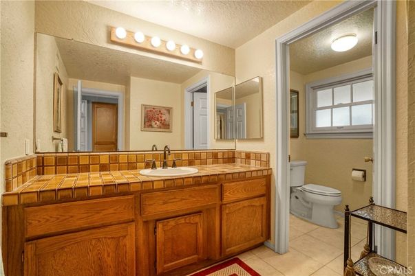 Bathroom, Interior, Tile Countertops