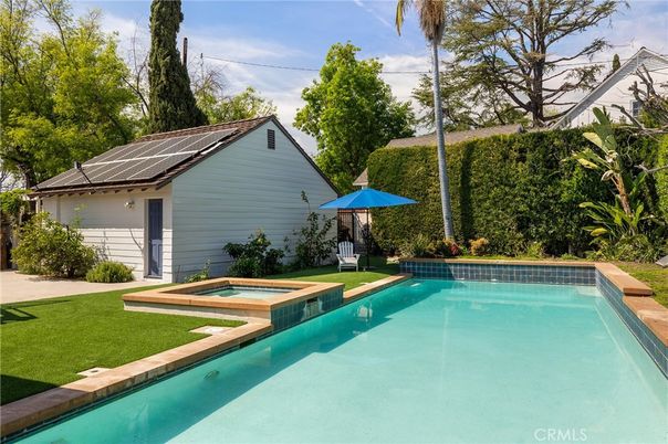 Exterior, Pool, Solar Panels