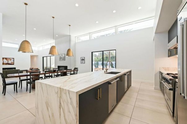 Dining room, Interior, Kitchen, Pendant Lights, Recessed Lighting, Stainless Steel Appliances