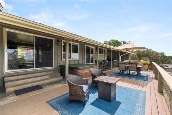 Exterior, Hot Tub