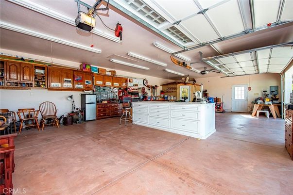 Garage, Interior