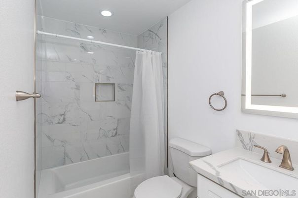 Bathroom, Interior, Marble Walls, Recessed Lighting