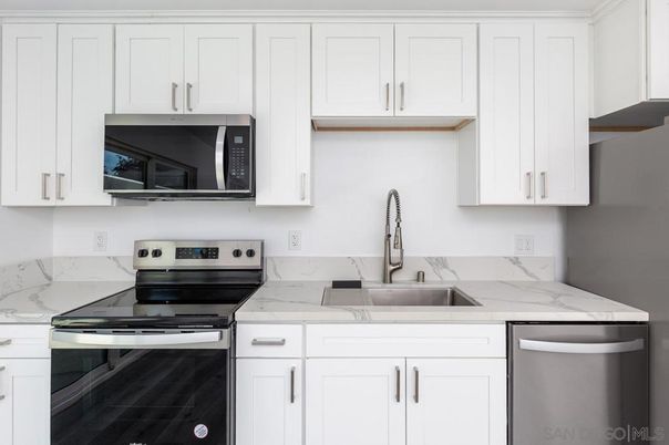 Interior, Kitchen, Stainless Steel Appliances