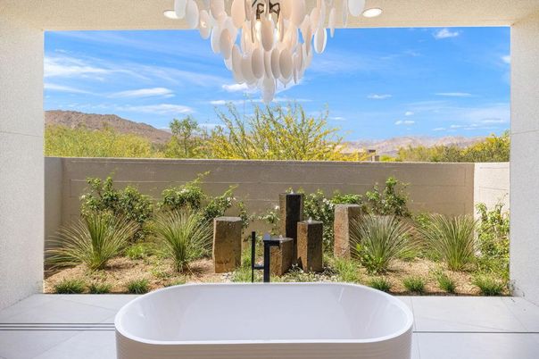 Bathroom, Exterior, Free Standing Baths