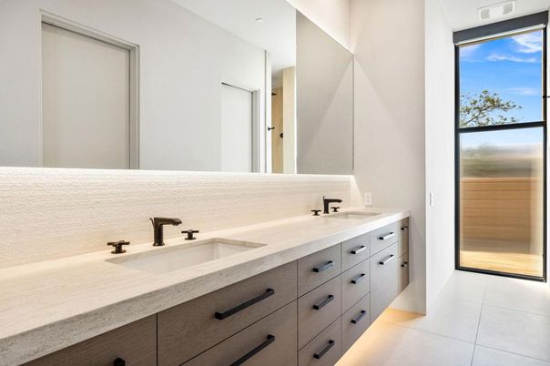 Bathroom, Dual Sink Vanities, Interior