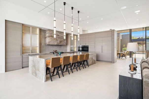 Dining room, Interior, Kitchen, Pendant Lights, Recessed Lighting, Stainless Steel Appliances