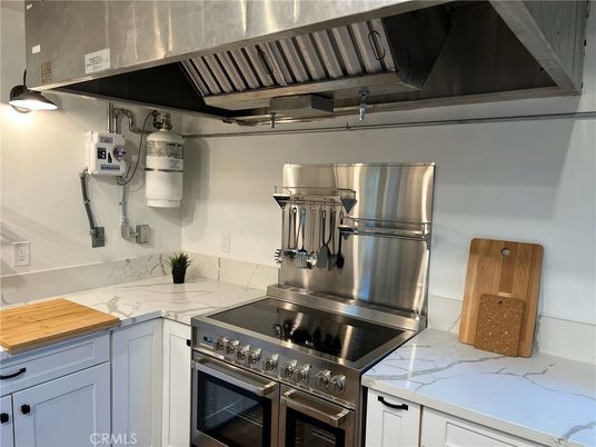 Interior, Kitchen, Stainless Steel Appliances