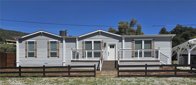Exterior, Facade, American Craftsman