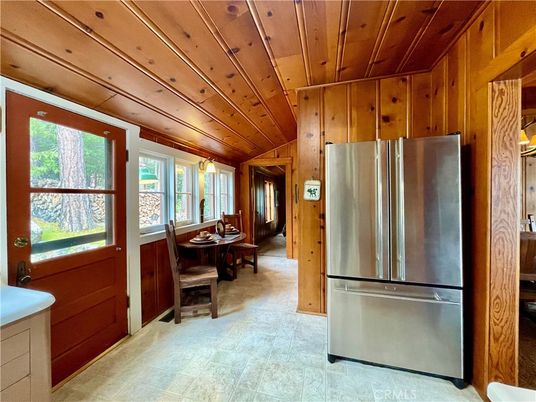Dining room, Interior, Kitchen, Stainless Steel Appliances, Wooden Ceilings, Wooden Walls