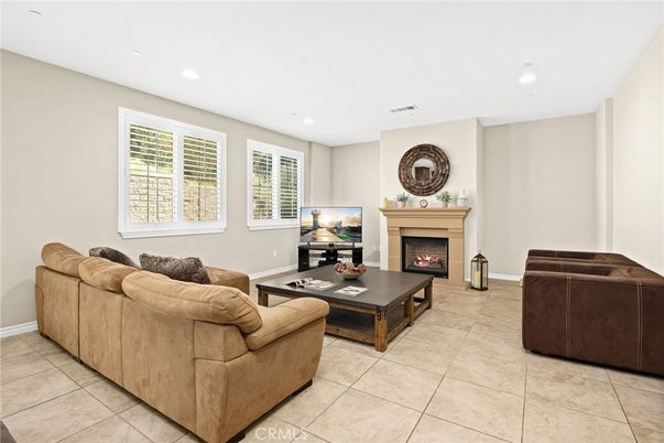 Fireplace, Interior, Living room, Recessed Lighting