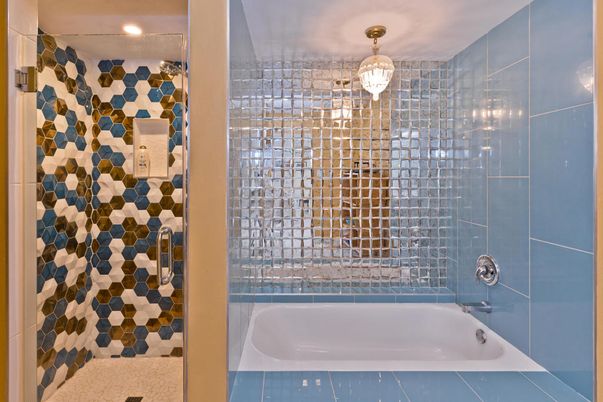 Bathroom, Interior, Recessed Lighting