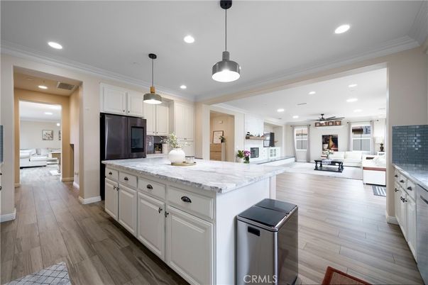 Interior, Kitchen, Living room, Pendant Lights, Recessed Lighting, Stainless Steel Appliances, Wood Texture Flooring