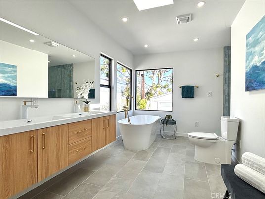 Bathroom, Dual Sink Vanities, Free Standing Baths, Interior, Recessed Lighting