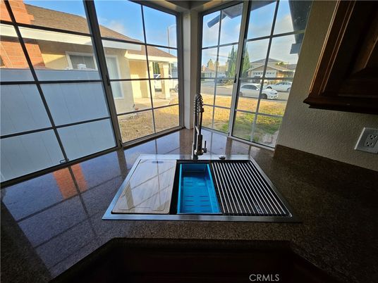 Interior, Pool, Sun Room