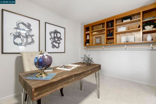 Home Office, Interior