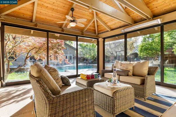 Interior, Living room, Sun Room, Wooden Beams, Wooden Ceilings