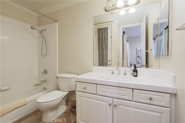 Bathroom, Interior, Tile Countertops