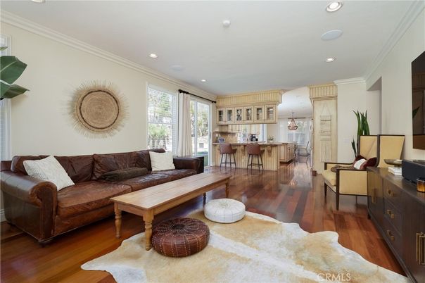 Interior, Kitchen, Living room, Pendant Lights, Recessed Lighting, Wood Texture Flooring