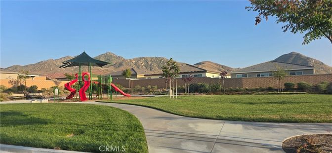 Backyard, Exterior, Playground