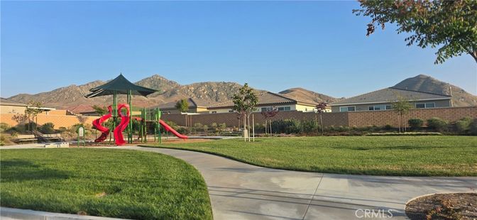 Backyard, Exterior, Playground