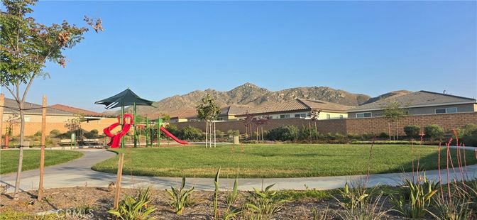 Backyard, Exterior, Playground