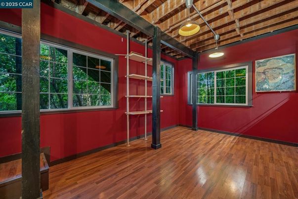 Empty room, Interior, Pendant Lights, Wooden Beams, Wooden Ceilings, Wood Texture Flooring