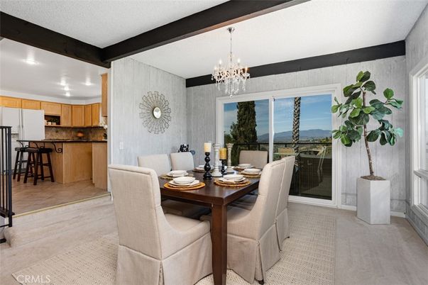 Chandelier, Dining room, Interior, Kitchen, Recessed Lighting, Water