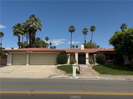 Attached, Exterior, Facade, Ranch