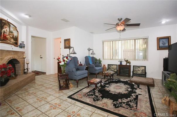 Fireplace, Interior, Living room, Recessed Lighting