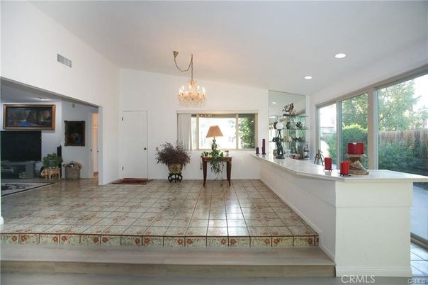 Chandelier, Interior, Recessed Lighting
