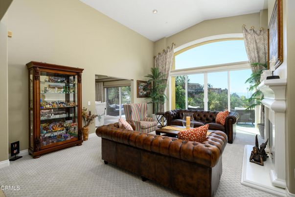 Fireplace, Interior, Living room, Recessed Lighting