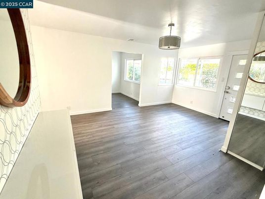 Empty room, Interior, Pendant Lights, Wood Texture Flooring