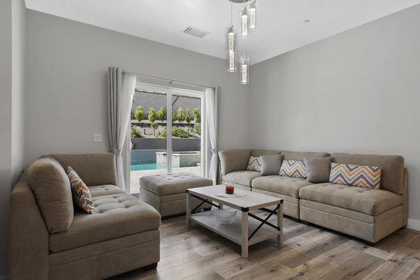 Interior, Living room, Pendant Lights, Recessed Lighting, Wood Texture Flooring