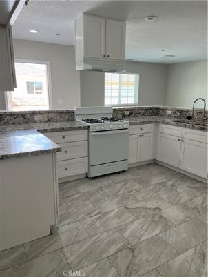 Interior, Kitchen, Marble, Recessed Lighting