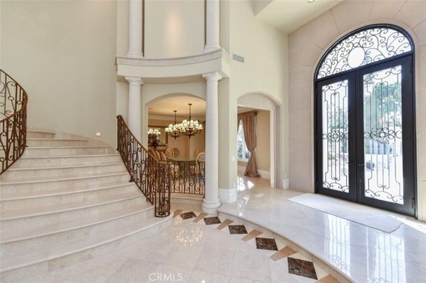 Chandelier, Interior, Recessed Lighting