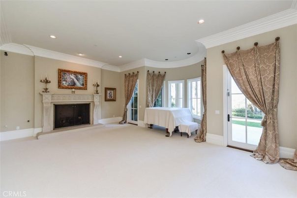 Bedroom, Fireplace, Interior, Recessed Lighting