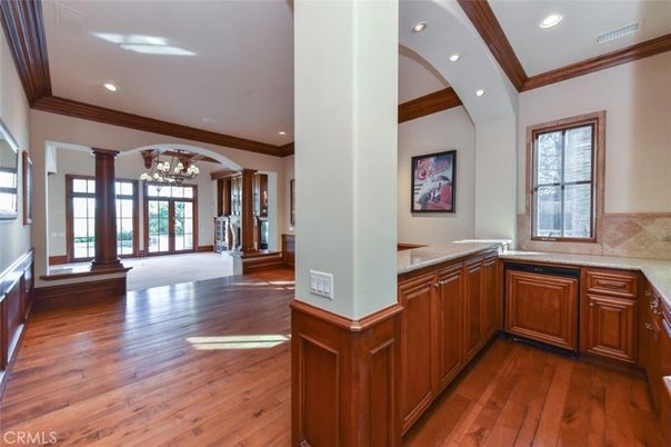 Chandelier, Interior, Recessed Lighting, Wood Texture Flooring