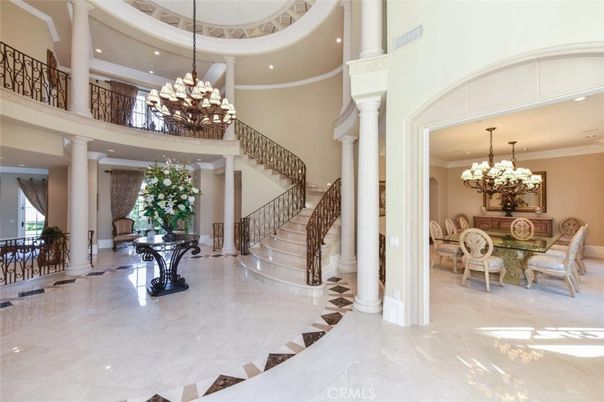 Chandelier, Dining room, Interior, Recessed Lighting